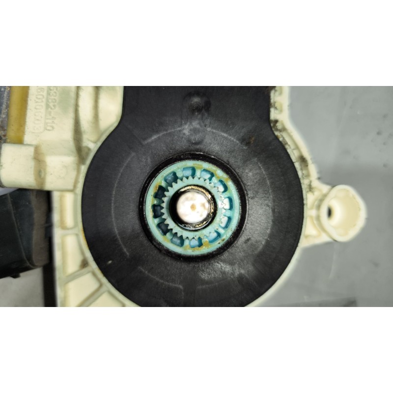 Recambio de motor elevalunas delantero izquierdo para mercedes-benz actros bm 963.xxx 2-achser referencia OEM IAM   