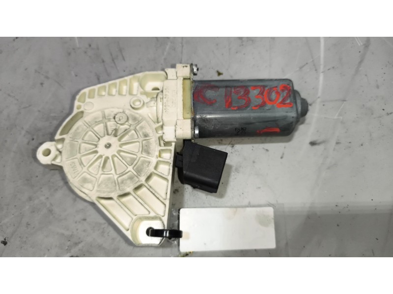 Recambio de motor elevalunas delantero izquierdo para mercedes-benz actros bm 963.xxx 2-achser referencia OEM IAM   