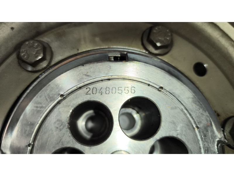 Recambio de piñon para renault premium route 2006 fas 4x2 larga distancia referencia OEM IAM 20441923  