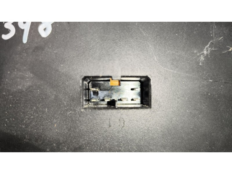 Recambio de caja reles / fusibles para nissan trucks atleon tk160.95 referencia OEM IAM 243109X406  