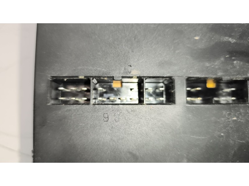 Recambio de caja reles / fusibles para nissan trucks atleon tk160.95 referencia OEM IAM 243109X406  