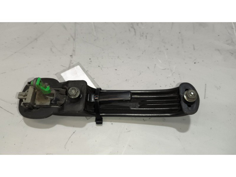 Recambio de maneta exterior delantera derecha para nissan trucks atleon tk160.95 referencia OEM IAM 806069X000  