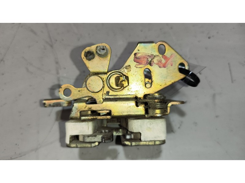 Recambio de cerradura puerta delantera izquierda para iveco daily caja abierta / volquete 2.5 diesel referencia OEM IAM   