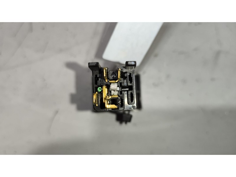 Recambio de interruptor para nissan trucks atleon tk160.95 referencia OEM IAM 253829X000  