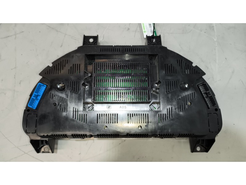 Recambio de cuadro instrumentos para iveco andecar iv 3 referencia OEM IAM 504101675 504046588 