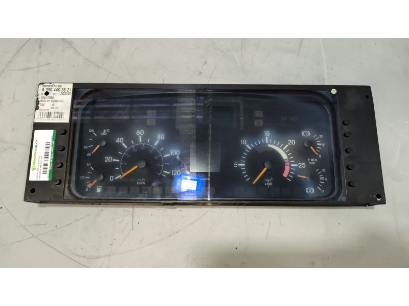 Recambio de cuadro instrumentos para mercedes-benz oc 500 rf1842 / titaniun referencia OEM IAM A0004468821  