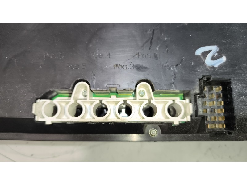 Recambio de cuadro instrumentos para mercedes-benz oc 500 rf1842 / titaniun referencia OEM IAM A0004468821  