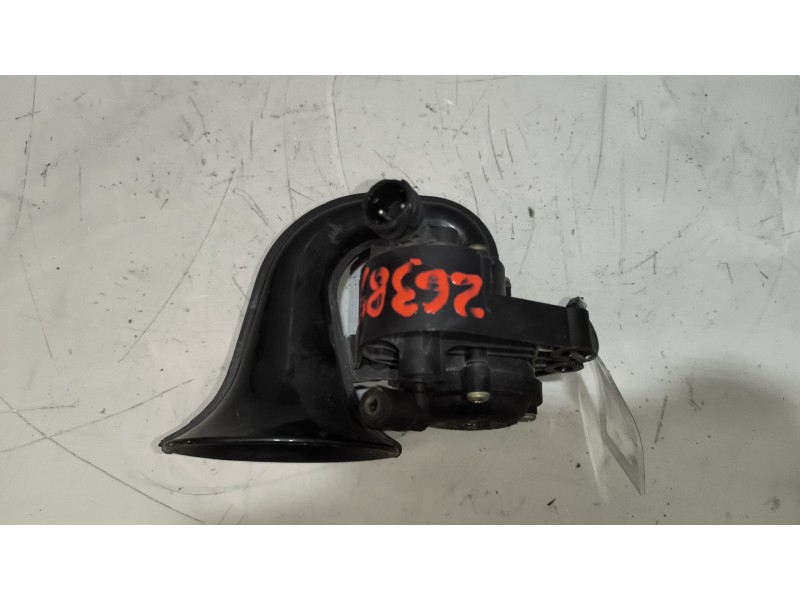 Recambio de claxon para renault magnum ab diesel referencia OEM IAM   