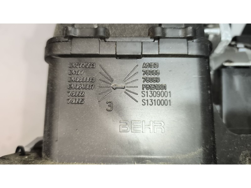 Recambio de motor calefaccion para volvo fh 12 2002  12.1 diesel (d12d460) referencia OEM IAM 20443822  