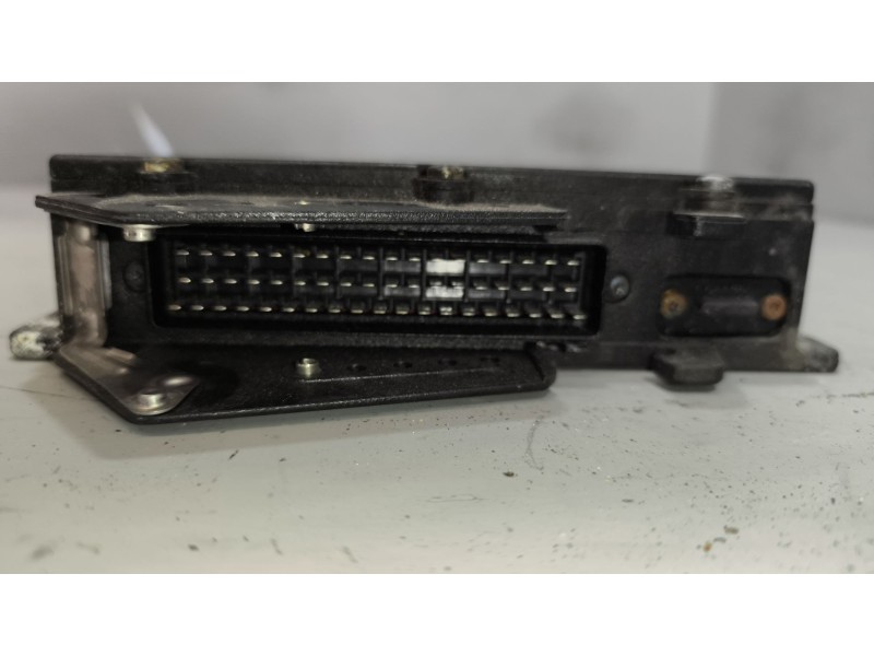 Recambio de modulo electronico para scania serie 4 (p/r 124 l) 11.7 diesel referencia OEM IAM 1368153  