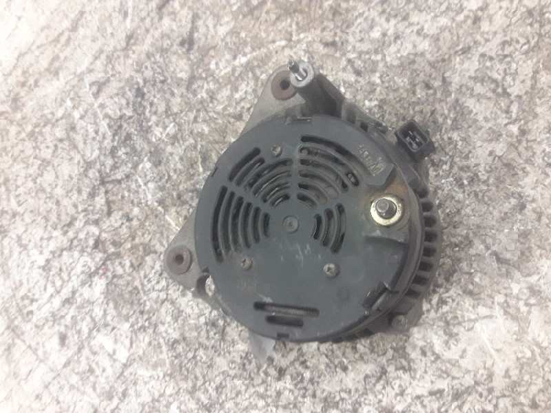 Recambio de alternador para seat ibiza (6k) básico referencia OEM IAM 0123310001 028903 BOSCH