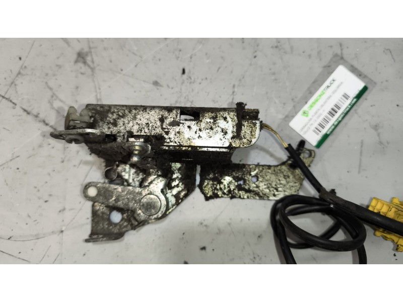 Recambio de cerradura puerta delantera izquierda para volvo fh 12 2002  12.1 diesel (d12d460) referencia OEM IAM 20425118  