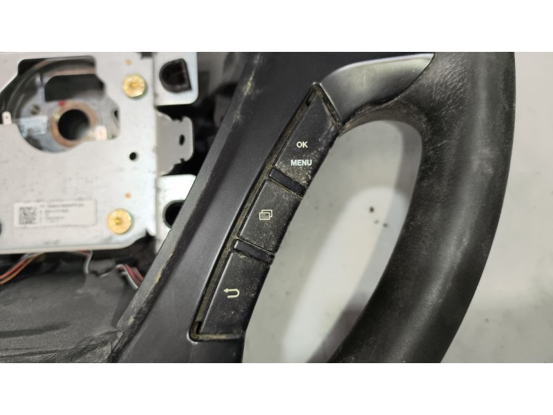 Recambio de volante para iveco crossway referencia OEM IAM 5801731858  