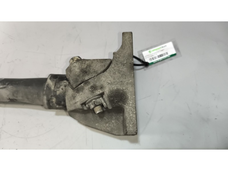 Recambio de soporte guardabarros trasero para renault magnum ab diesel referencia OEM IAM 21213203 21213202 