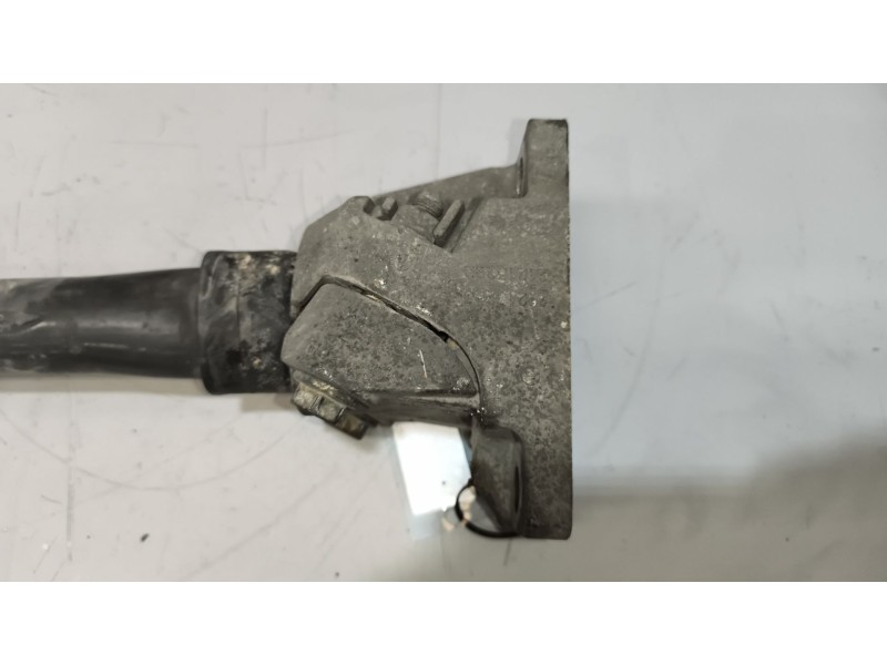 Recambio de soporte guardabarros trasero para renault magnum ab diesel referencia OEM IAM 21213203 21213202 