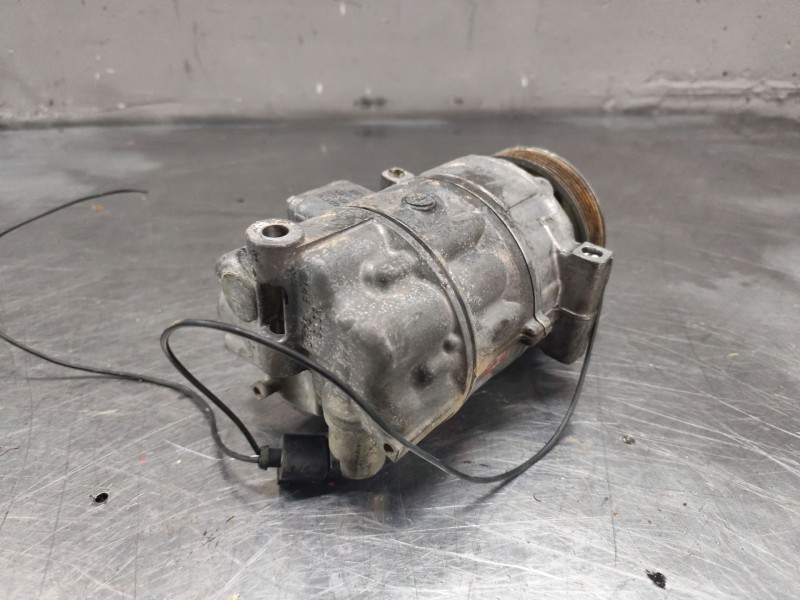Recambio de compresor aire acondicionado para audi a3 (8p1) 2.0 tdi 16v referencia OEM IAM 1K0820803Q  