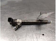 Recambio de inyector para mercedes-benz sprinter 02.00  caja cerrada 416 cdi (904.662) referencia OEM IAM A6110701681 050305  2