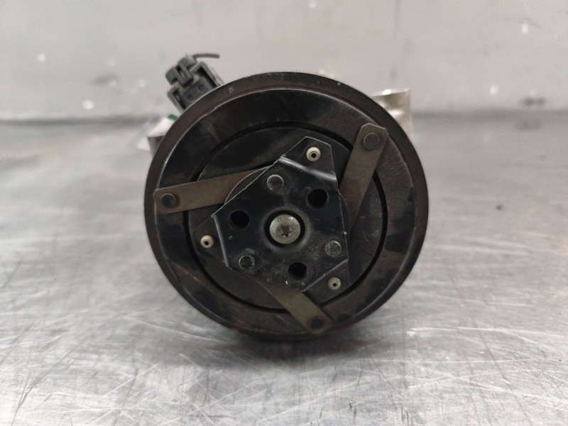 Recambio de compresor aire acondicionado para renault scenic ii grand confort dynamique referencia OEM IAM 8200309193  