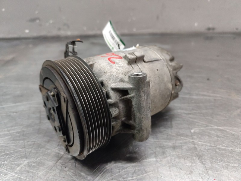Recambio de compresor aire acondicionado para renault scenic ii grand confort dynamique referencia OEM IAM 8200309193  