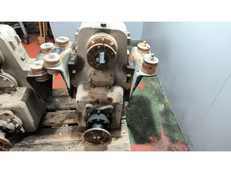 Recambio de caja transfer para iveco ff dragonx6 referencia OEM IAM 018DF00F800 4210151550342 2210212396000