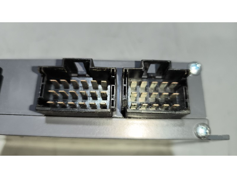 Recambio de modulo electronico para scania magnus referencia OEM IAM 426100M4  