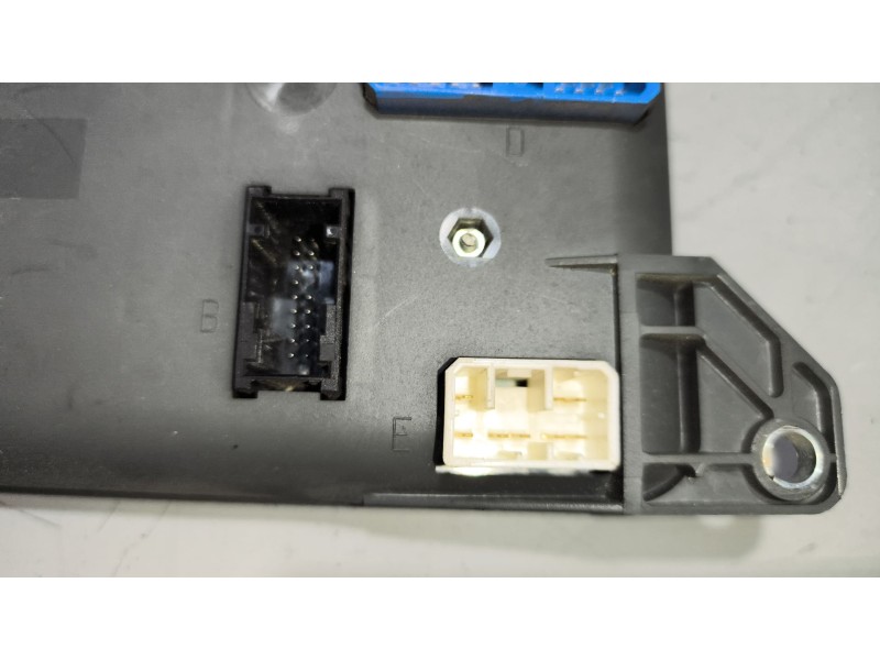 Recambio de modulo electronico para iveco eurocargo 05.03  3.9 diesel referencia OEM IAM 504041124  