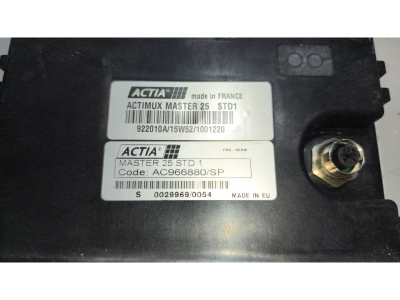 Recambio de modulo electronico para scania magnus referencia OEM IAM AC966880 ACTIMUXMASTER25STD1 922010A