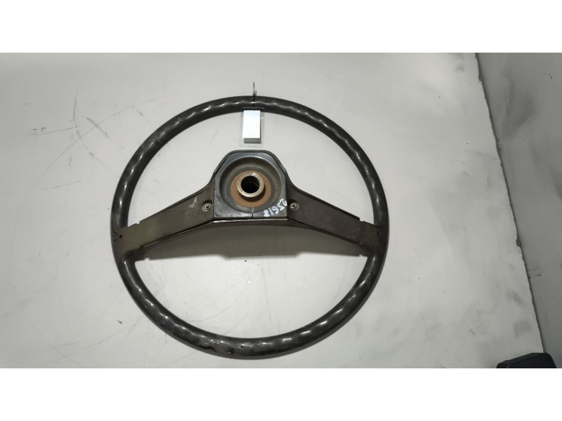 Recambio de volante para ebro l-35s referencia OEM IAM   