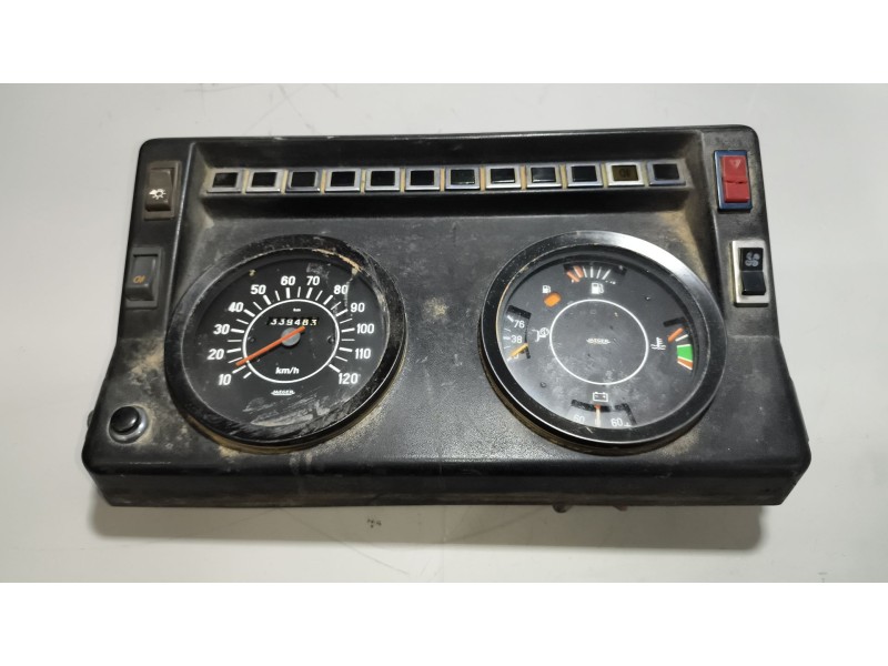 Recambio de cuadro instrumentos para ebro l-35s referencia OEM IAM 132002207  