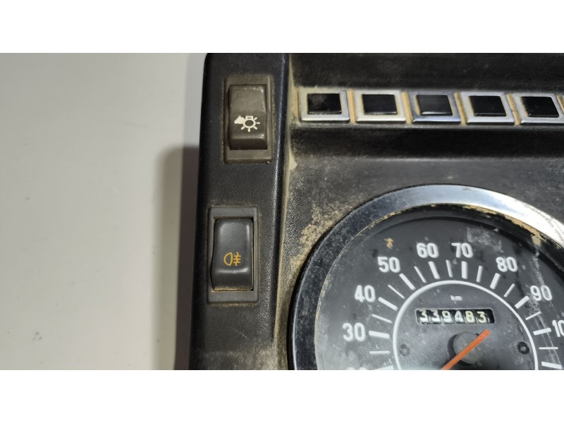 Recambio de cuadro instrumentos para ebro l-35s referencia OEM IAM 132002207  