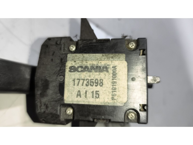 Recambio de mando limpia para scania magnus referencia OEM IAM 1773598  