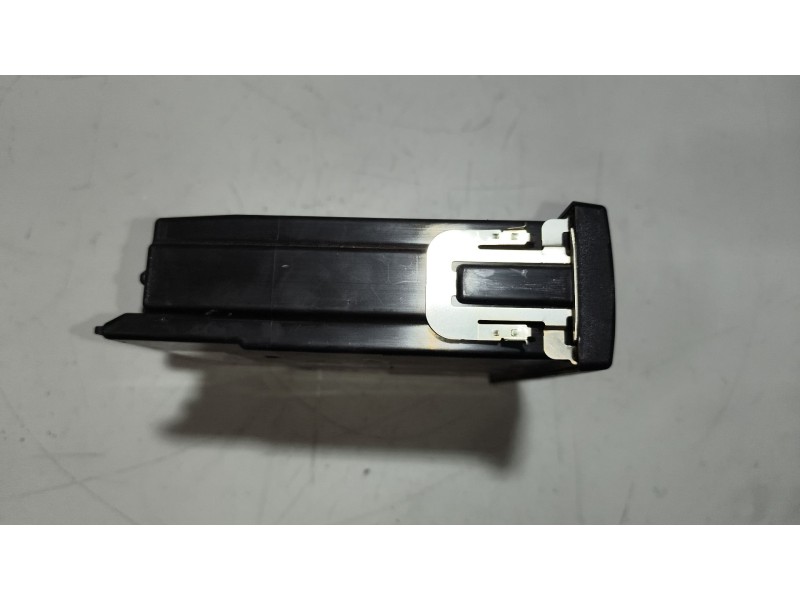 Recambio de tacografo para scania magnus referencia OEM IAM SE5000 2236784 REV7.4