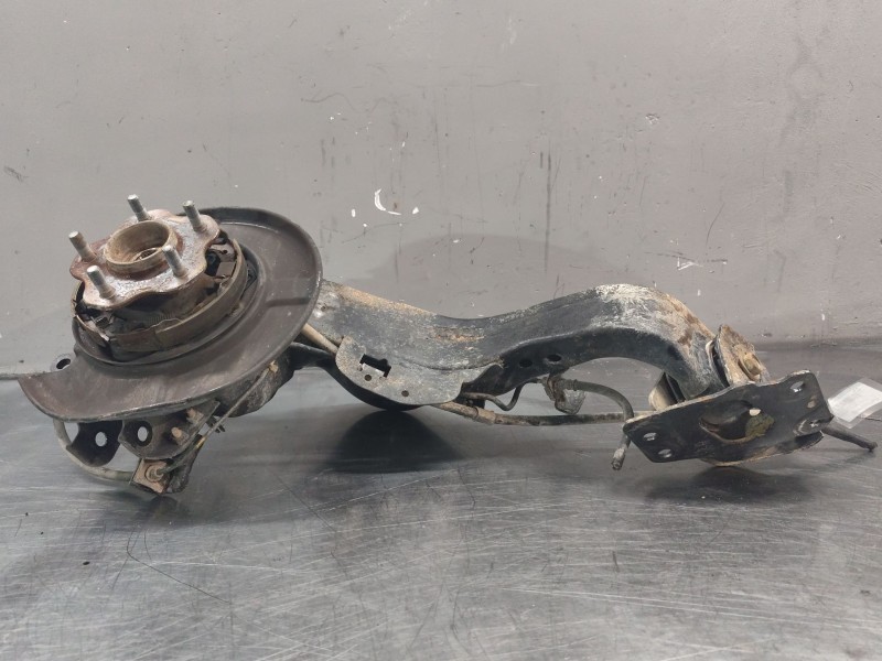 Recambio de mangueta delantera izquierda para nissan x-trail ii (t31) 2.0 dci 4x4 referencia OEM IAM   