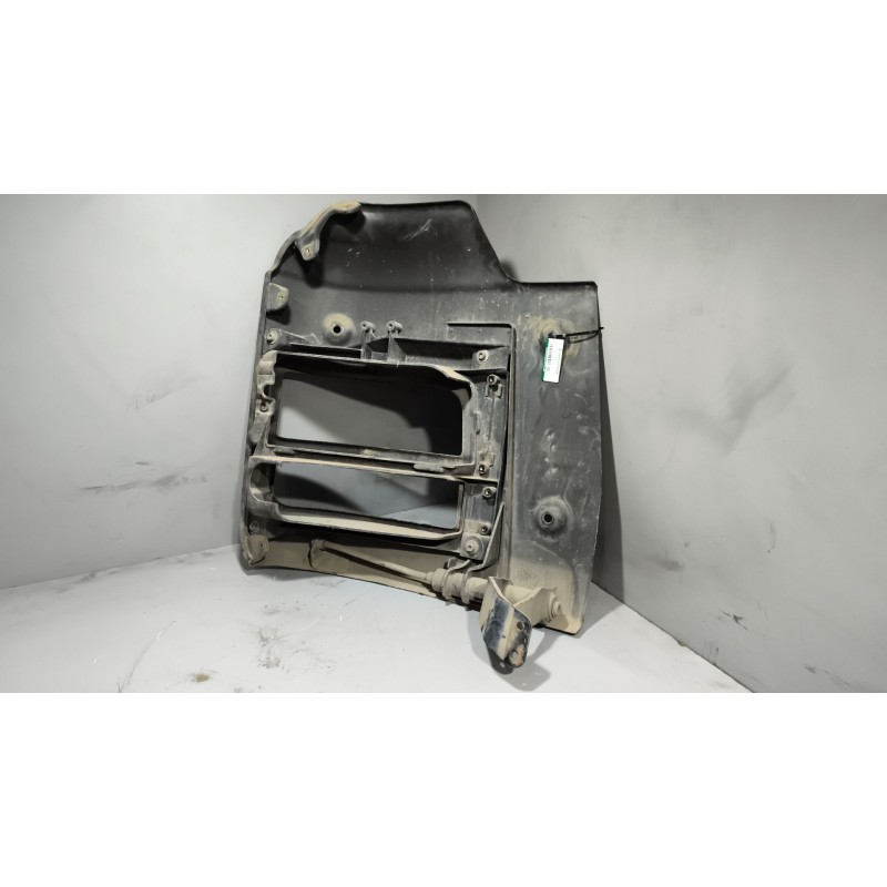 Recambio de paragolpes delantero para man tg - a 18.xxx 10.5 diesel referencia OEM IAM 81416105597 81251155007 IZQUIERDA