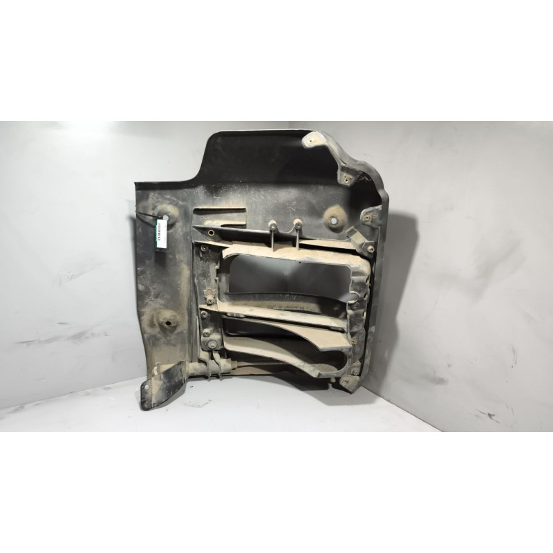 Recambio de paragolpes delantero para man tg - a 18.xxx 10.5 diesel referencia OEM IAM 81416105598 81251155008 DERECHA