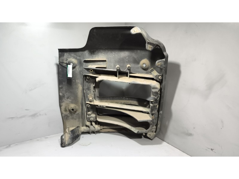 Recambio de paragolpes delantero para man tg - a 18.xxx 10.5 diesel referencia OEM IAM 81416105598 81251155008 DERECHA