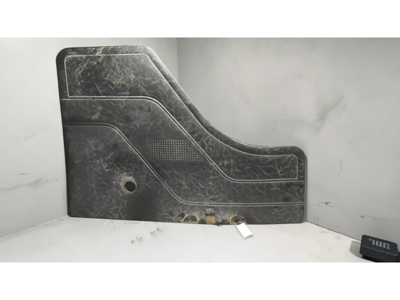 Recambio de guarnecido puerta delantera izquierda para ebro l-35s referencia OEM IAM   