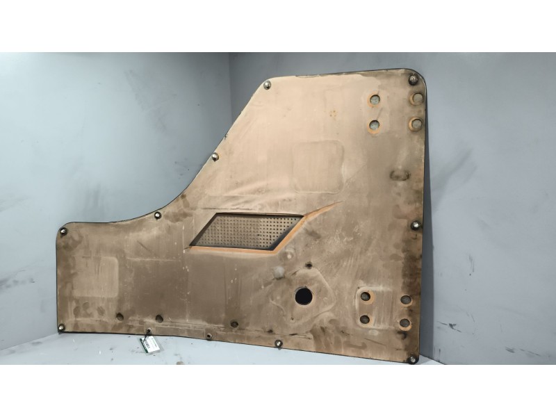 Recambio de guarnecido puerta delantera izquierda para ebro l-35s referencia OEM IAM   