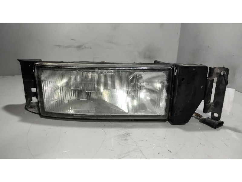 Recambio de faro derecho para iveco eurotech (mp) 9.5 diesel referencia OEM IAM   