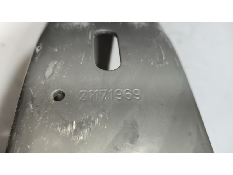 Recambio de soporte para volvo fh xxx referencia OEM IAM 21171969  