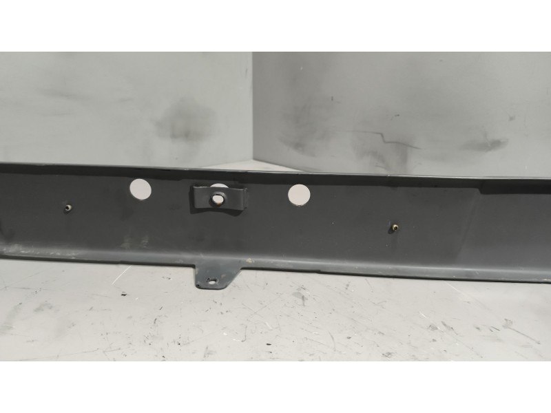 Recambio de paragolpes delantero para volvo fh xxx referencia OEM IAM 22247766  