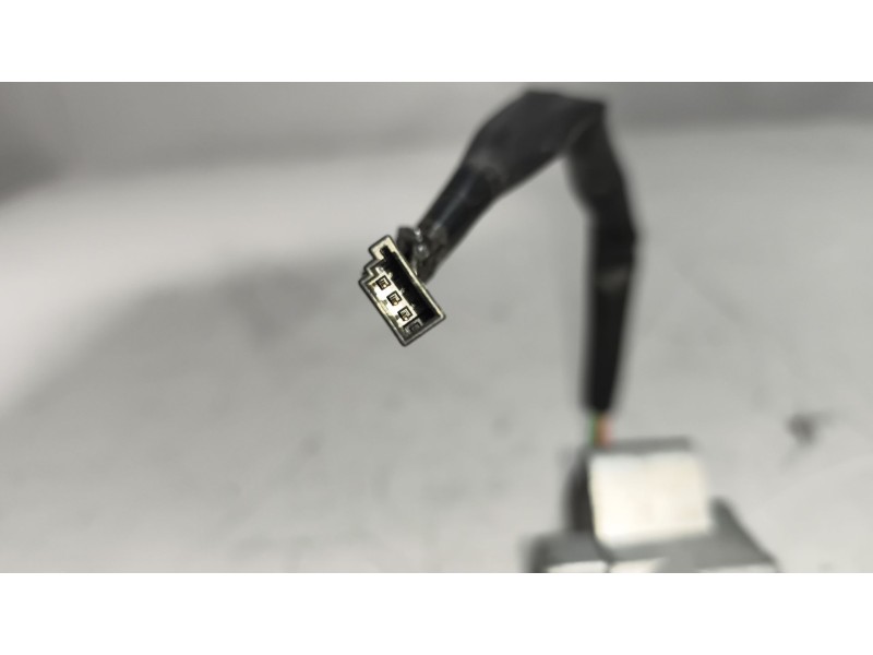 Recambio de conmutador de arranque para iveco crossway referencia OEM IAM 504127269  