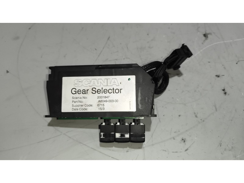 Recambio de mando cambio automatico para scania magnus referencia OEM IAM 2001847  