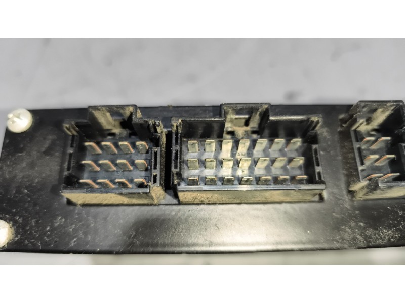 Recambio de modulo electronico para iveco eurorider 38 c31a referencia OEM IAM 3200698 2004030334 