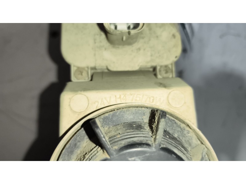 Recambio de piloto delantero derecho para man tg - a 18.xxx 10.5 diesel referencia OEM IAM 81253206112  