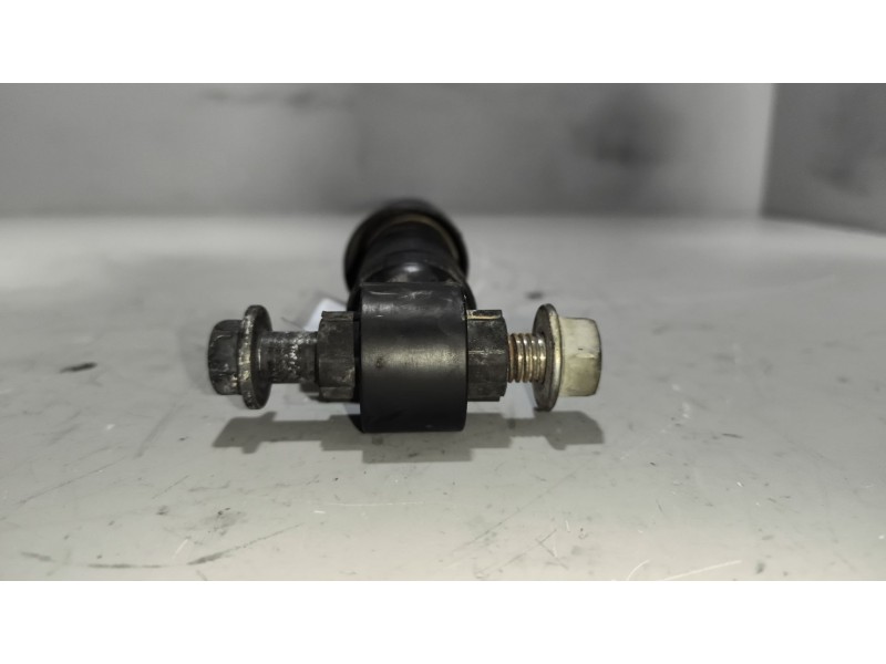 Recambio de amortiguador trasero derecho cabina para volvo fh xxx referencia OEM IAM 22128971  