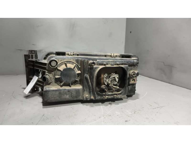 Recambio de faro derecho para man tg - a 18.xxx 10.5 diesel referencia OEM IAM 81251016456  