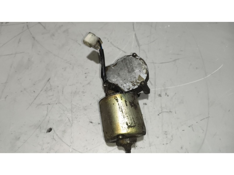 Recambio de motor limpia delantero para ebro l-35s referencia OEM IAM   