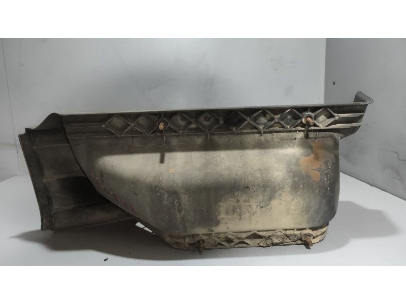 Recambio de peldaño derecho para renault midlum 6.2 diesel referencia OEM IAM 7484585581  