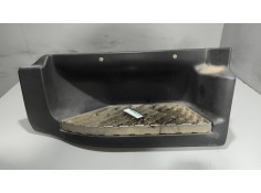 Recambio de peldaño izquierdo para renault midlum 6.2 diesel referencia OEM IAM 7484585653  